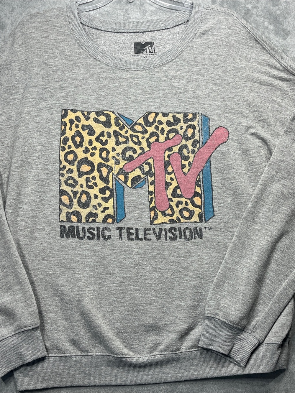 MTV Leopard Print Logo Graphic Sweatshirt Gray XL Retro Music Television